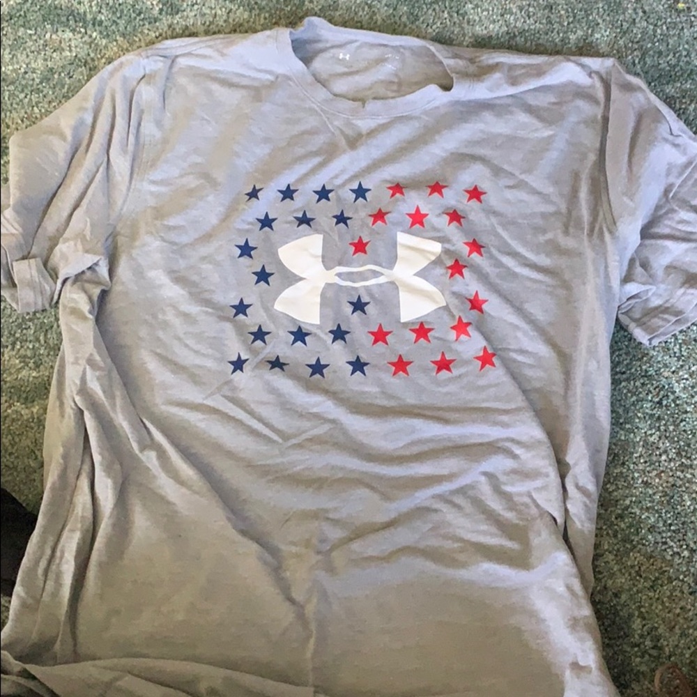 Under armour t shirt